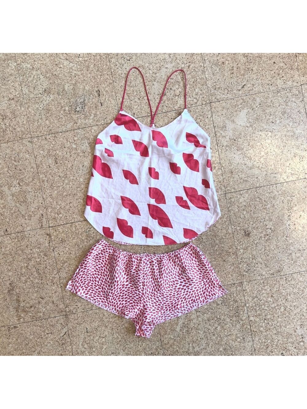 Victoria's Secret Pajama Set Womens Small Lips Cami Shorts Valentine's Racerback
